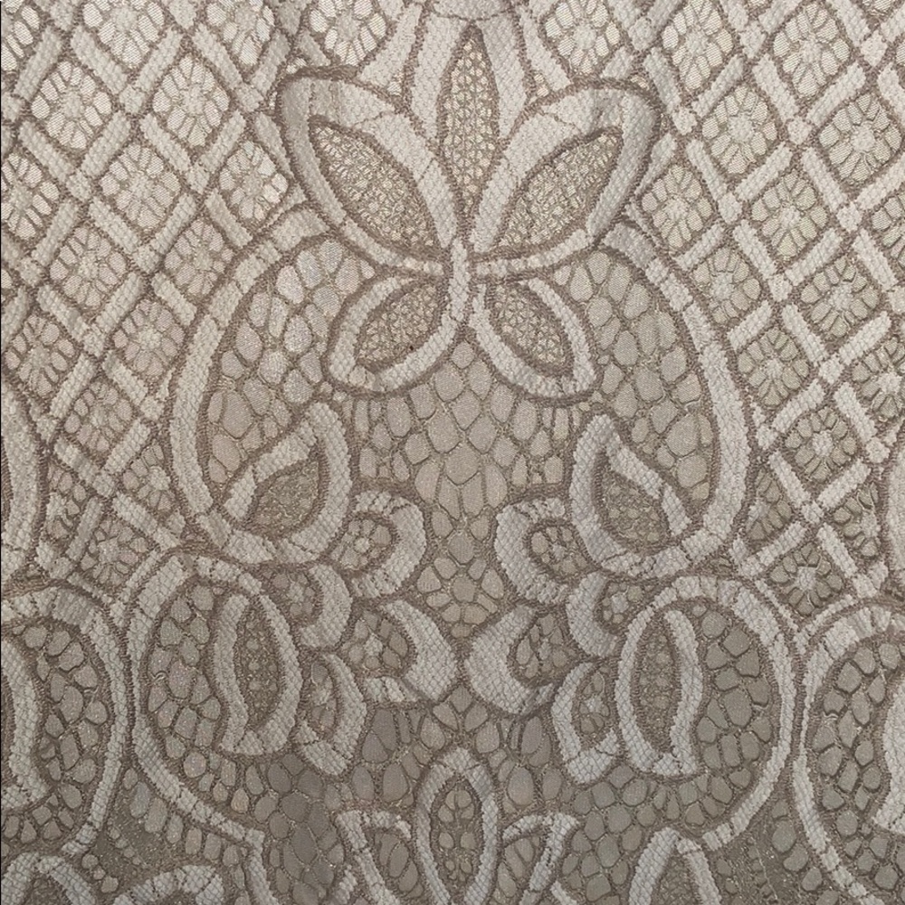 Patterned Lace Top - Picture 2 of 3